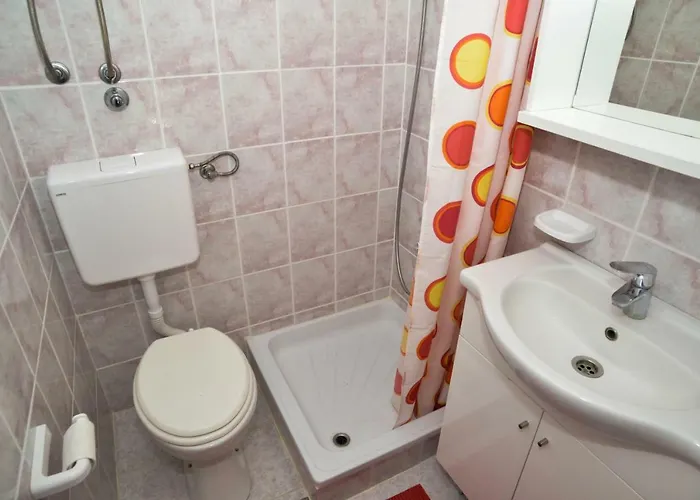 Sena Apartment *